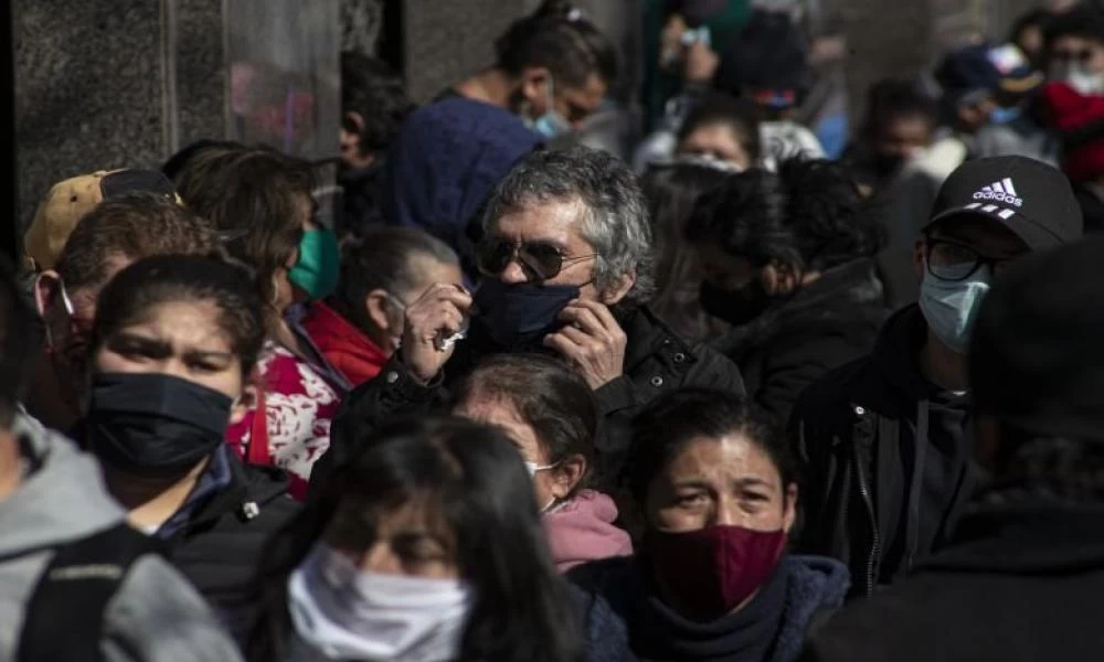 Χιλή: Kατάφερε να περάσει αναίμακτα το τελευταίο κύμα της πανδημίας